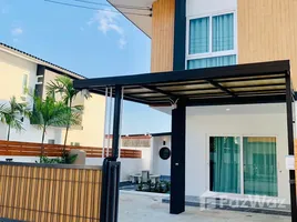 在Phuket Golden Ville租赁的2 卧室 屋, 帕洛