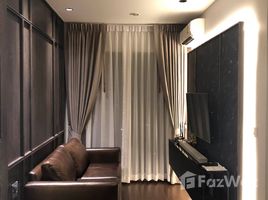 1 Schlafzimmer Wohnung zu verkaufen im C Ekkamai, Khlong Tan Nuea