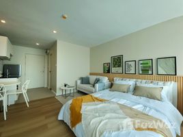 Studio Wohnung zu verkaufen im We Condo Ekkamai-Raminthra, Tha Raeng, Bang Khen