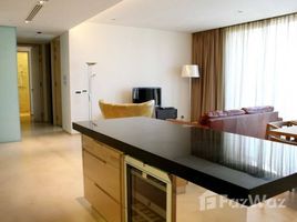 2 Bedrooms Condo for rent in Si Lom, Bangkok Saladaeng Residences