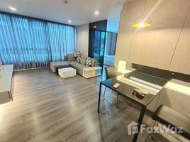 1 спален Кондо на продажу в The Room Sukhumvit 40, Phra Khanong