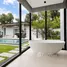 4 Habitación Villa en venta en Botanica Forestique, Thep Krasattri