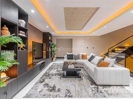 5 спален Вилла на продажу в Balqis Residence, Palm Jumeirah