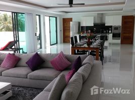 3 chambres Villa a vendre à Bo Phut, Koh Samui Modern, 3-Bedroom Chaweng Seaview Villa Overlooking Chaweng Bay