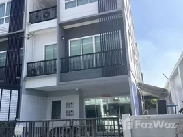 4 Bedroom Townhouse for rent at Sammakorn Avenue Ramintra-Wongwaen, Tha Raeng, Bang Khen, Bangkok, Thailand