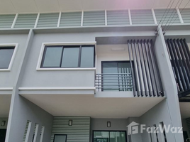 3 chambre Maison de ville à vendre à Baan Lapawan 23., Lam Pho