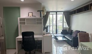 2 Bedrooms Condo for sale in Khlong Ton Sai, Bangkok Ideo Blucove Sathorn