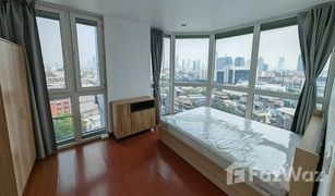 2 Bedrooms Condo for sale in Hiranruchi, Bangkok The Niche Taksin