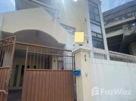 4 Bedroom House for sale in Khlong Toei, Bangkok, Phra Khanong, Khlong Toei