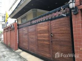 4 Schlafzimmer Haus zu vermieten in Bang Rak, Bangkok, Si Lom, Bang Rak