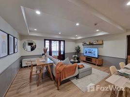 เพนท์เฮ้าส์ 2 ห้องนอน ให้เช่า ในโครงการ ดิ โอลด์ สยาม เพนท์เฮาส์, วังบูรพาภิรมย์, พระนคร