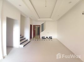 4 спален Дом на продажу в Al Zaheya Gardens, Al Zahya