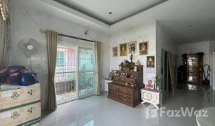 Дом, 3 спальни на продажу в Nong Prue, Паттая Raviporn City Home Village