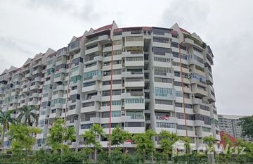 Lakepoint Condo in Chin bee, West region