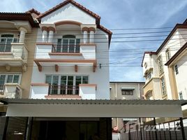 บ้านเดี่ยว 6 ห้องนอน ให้เช่า ในทำเล เทศบาลนครปากเกร็ด, นนทบุรี, เทศบาลนครปากเกร็ด, ปากเกร็ด