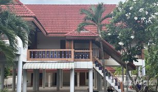 5 Bedrooms House for sale in Bo Thong, Uttaradit 