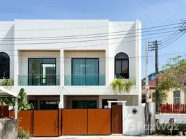 ขายวิลล่า 3 ห้องนอน ใน เชิงทะเล, ภูเก็ต, เชิงทะเล, ถลาง