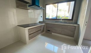 4 Bedrooms House for sale in Hua Mak, Bangkok Burasiri Krungthep Kreetha