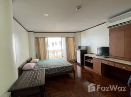 Studio Condo for rent at Sky Beach, Na Kluea, Pattaya