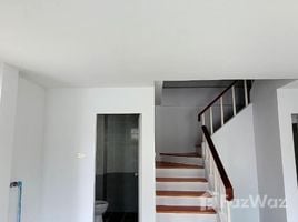 3 chambre Maison de ville à louer à , Nong Pla Lai