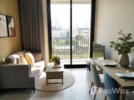 1 Schlafzimmer Appartement zu vermieten im XT Ekkamai, Khlong Tan Nuea