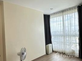 2 спален Кондо в аренду в Sathorn House, Si Lom