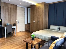 1 Bedroom Apartment for rent at Park 24, Khlong Tan