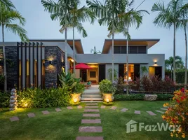 3 Bedroom Villa for sale at Nai Harn Baan Bua - Baan Boondharik 1, Rawai, Phuket Town