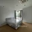 2 Schlafzimmer Appartement zu vermieten im Chern Residence, Khlong Tan Nuea