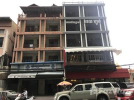 Studio Townhouse for rent in Moha Montrei Pagoda, Olympic, Boeng Proluet