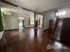 4 Bedroom Villa for rent in MRT Station, Bangkok, Thung Mahamek, Sathon, Bangkok
