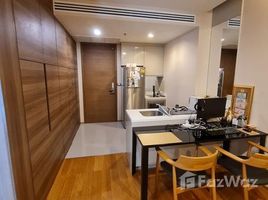 1 спален Квартира на продажу в The Address Sathorn, Si Lom