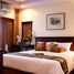 3 спален Кондо в аренду в Esmeralda Apartments, Thung Mahamek, Сатхон