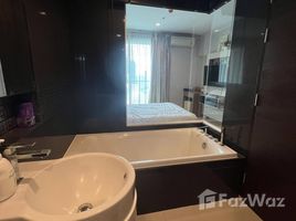 1 спален Кондо на продажу в Rhythm Sathorn, Thung Wat Don