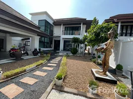 วิลล่า 3 ห้องนอน ให้เช่า ในทำเล เชิงทะเล, ภูเก็ต, เชิงทะเล