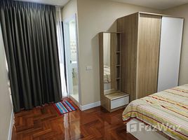 2 спален Кондо в аренду в 49 Suite, Khlong Tan Nuea