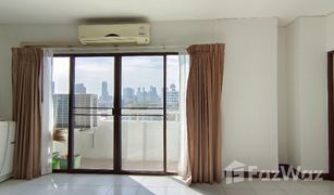 2 Bedrooms Condo for sale in Khlong Toei, Bangkok La Maison 22