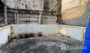 Таунхаус, 2 спальни на продажу в Nong Prue, Паттайя Kittima Garden Home