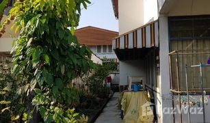 4 Bedrooms House for sale in Bang Sue, Bangkok 