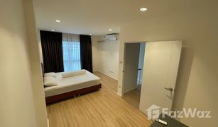 4 Schlafzimmern Reihenhaus zu verkaufen in Samrong Nuea, Samut Prakan Y Residence Sukhumvit 113