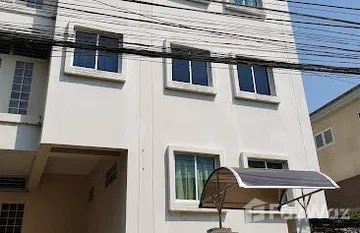 Napawarin Condo in คลองเจ้าคุณสิงห์, กรุงเทพมหานคร