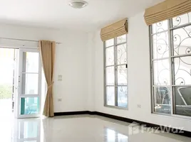 3 chambre Maison de ville à louer à , Lat Phrao, Lat Phrao