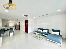 2 Bedrooms Service Apartment In BKK1 で賃貸用の 2 ベッドルーム アパート, Tuol Tumpung Ti Pir, チャンカー・モン, プノンペン