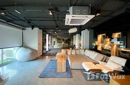 3 bedroom Condo for sale at The Clover in Bangkok, Thailand