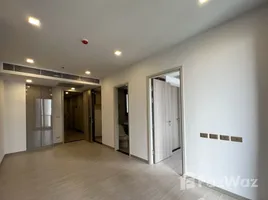 1 chambre Condominium à louer à , Huai Khwang