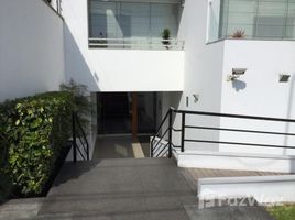 3 Habitaciones Casa en venta en San Isidro, Lima 2