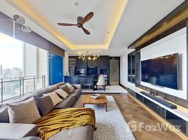 2 Bedroom Condo for sale at Royce Private Residences, Khlong Toei Nuea