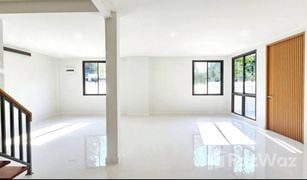 3 Bedrooms House for sale in Bang Chak, Bangkok 