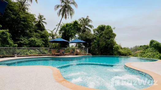 图片 1 of the Communal Pool at The Park Surin