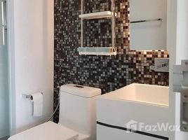 1 спален Кондо в аренду в The Room Sukhumvit 69, Phra Khanong Nuea, Щаттхана